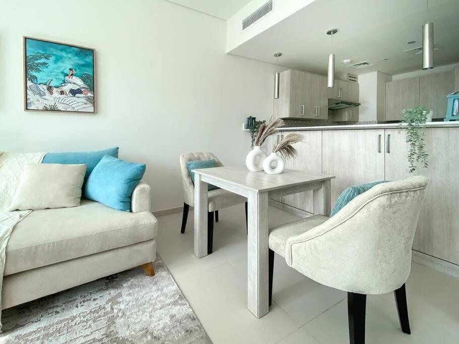 1 Bedroom 65M2, Infinity Pool, West Beach, Noise Insulation 두바이 외부 사진